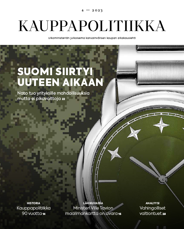Kauppapolitiikka-lehden kansikuvassa kellotaulu, jonka tuntiosoittimet muistuttavat Naton tähtiä.